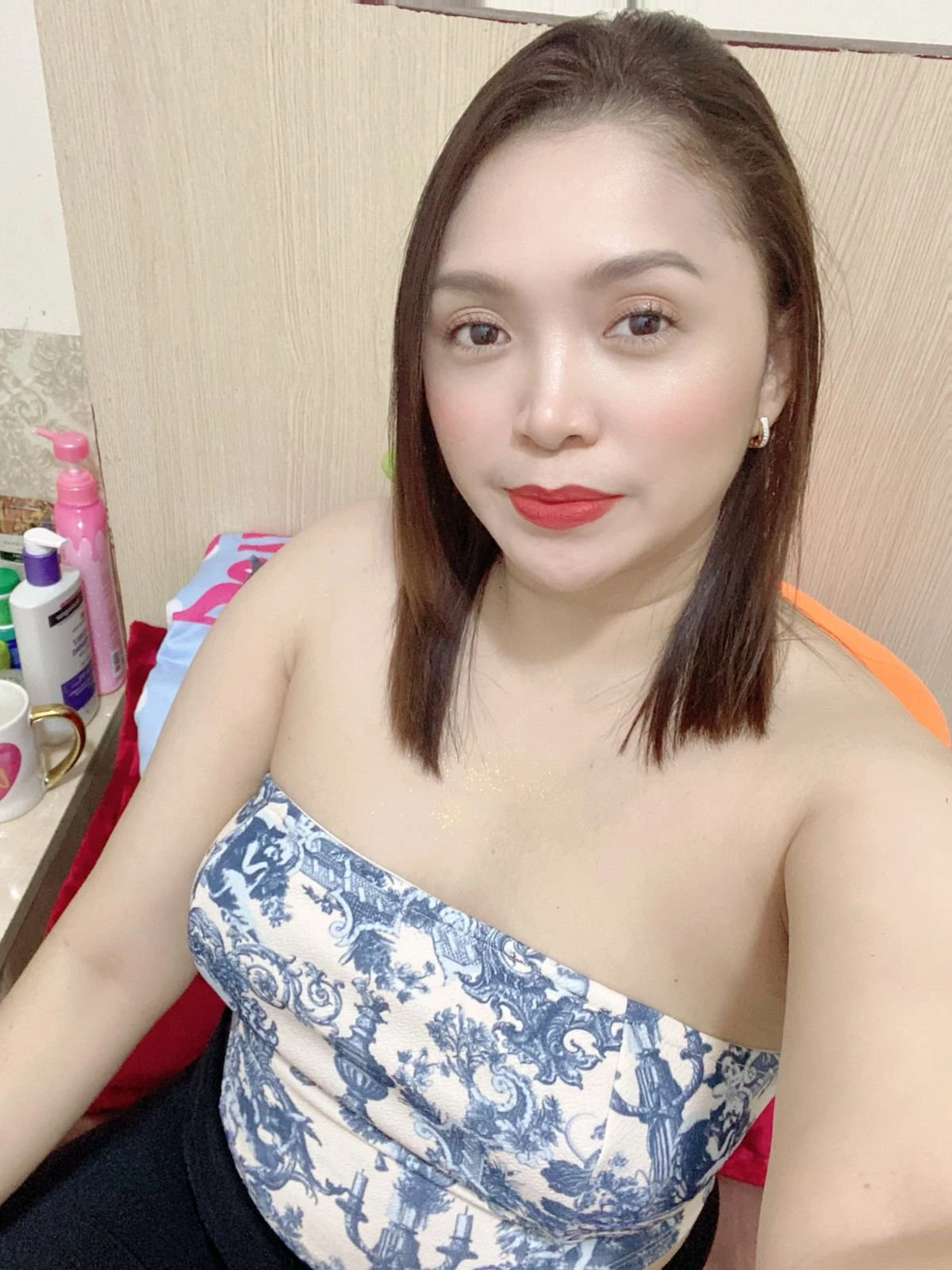 Sweet Angel – Filipino escort in Hong Kong — 5 / 6