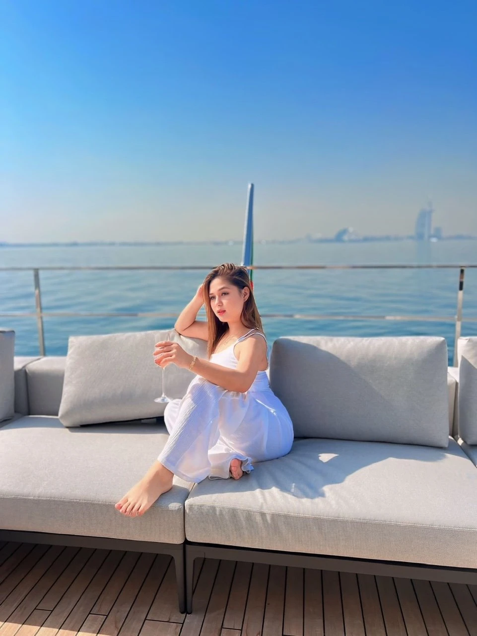 Sexy Filipina Just Arrived – Filipino escort in Hong Kong — 7 / 14