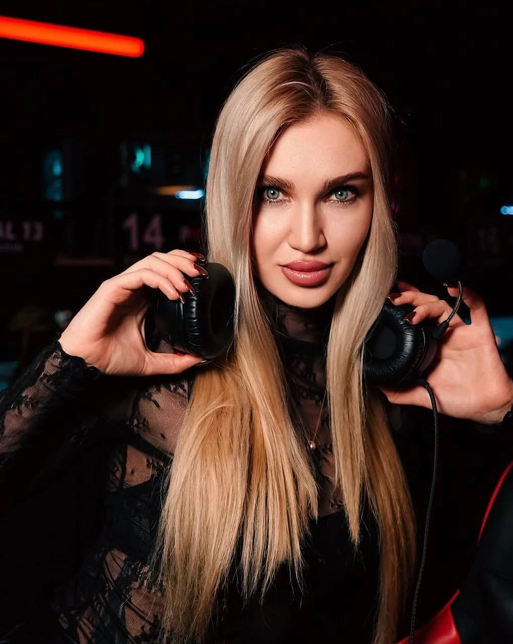 Victoria – Russian escort in Hong Kong — 6 / 9