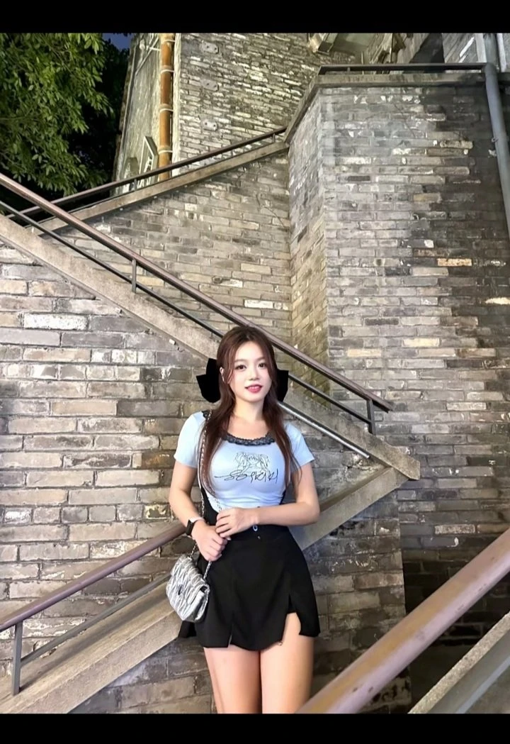 Yuyu School Girl – Japanese escort in Hong Kong — 6 / 7