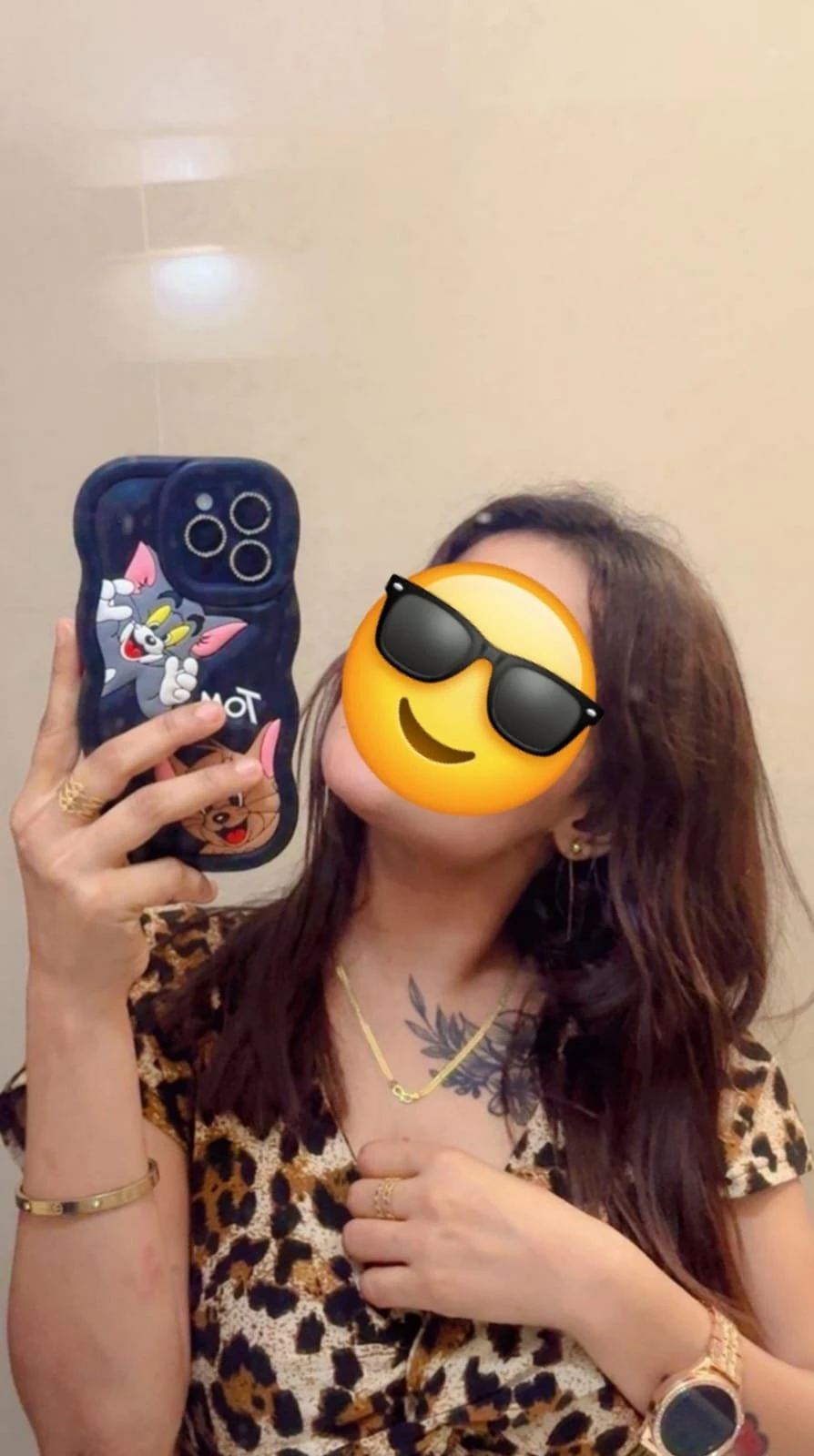 Navya Sharma – Indian escort in Bangalore — 3 / 7