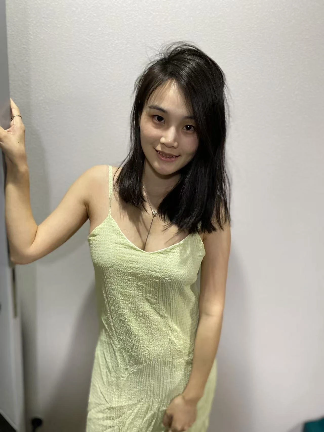Dalisy – Japanese masseuse in Tirana — 2 / 3