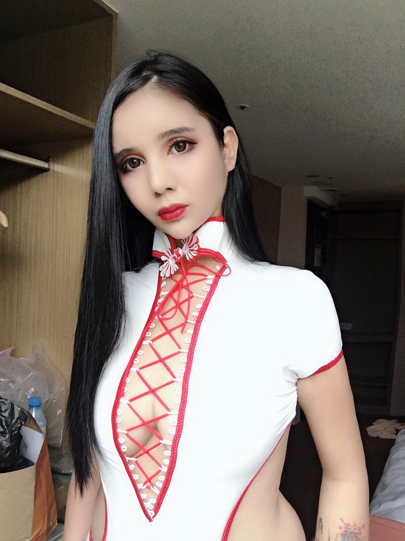 Anna half jasmine – escort in Hong Kong — 3 / 5