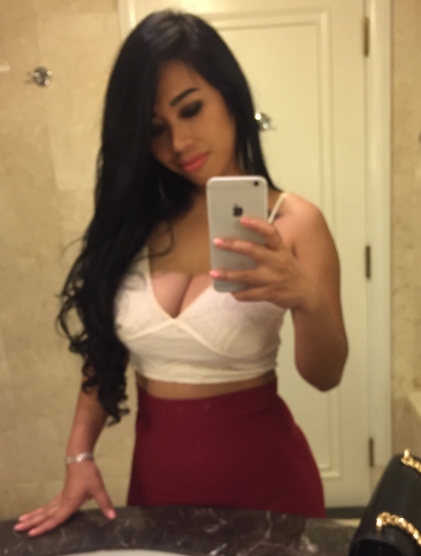 Megan – Indonesian escort in Hong Kong — 5 / 13