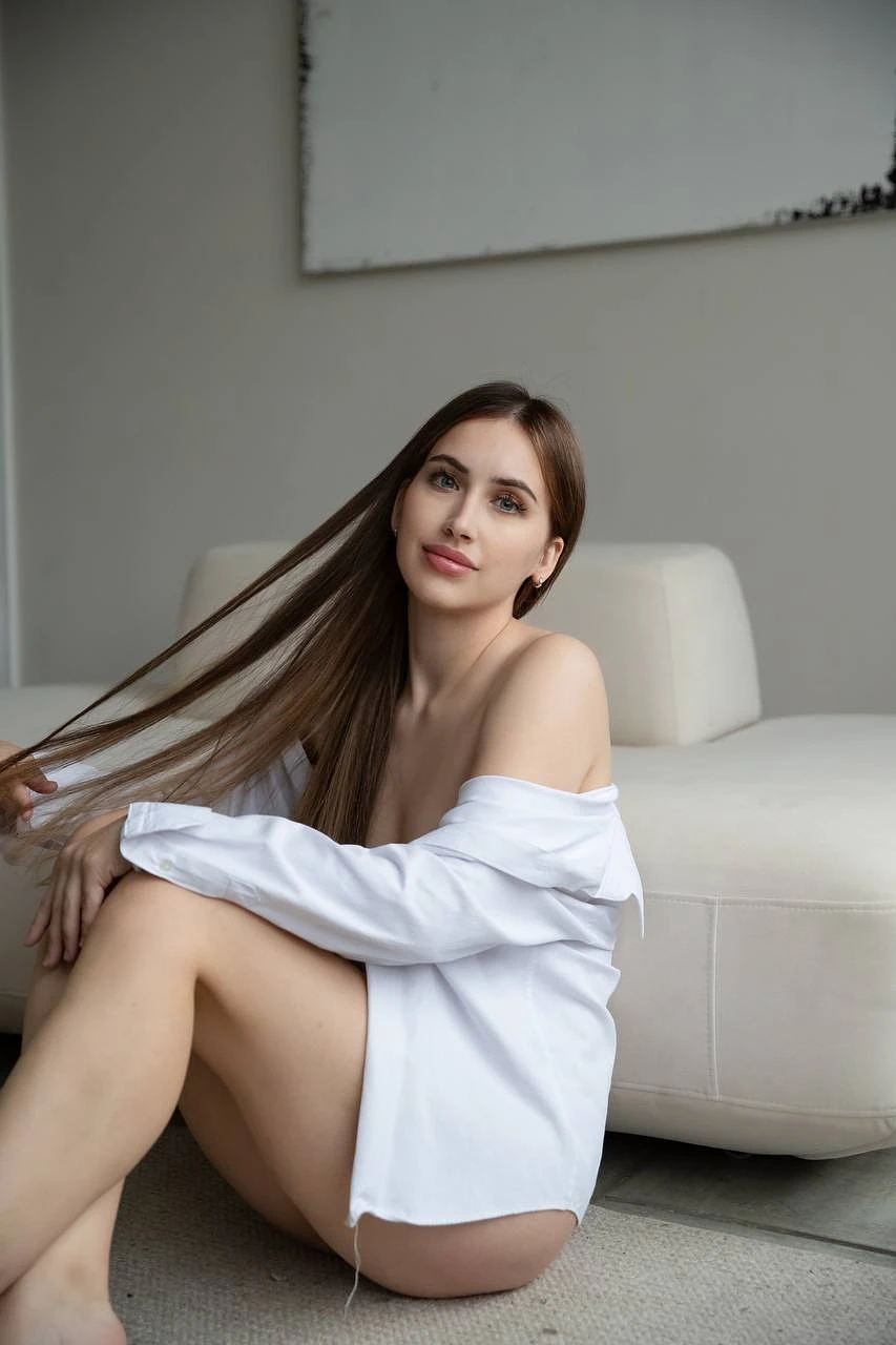 ROSIE > ROLE PLAY, GFE – Russian escort in Hong Kong — 6 / 12