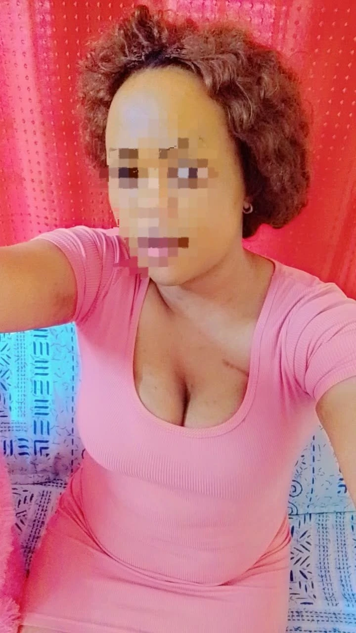 Nina Pretty – South African escort in Chennai — 8 / 10