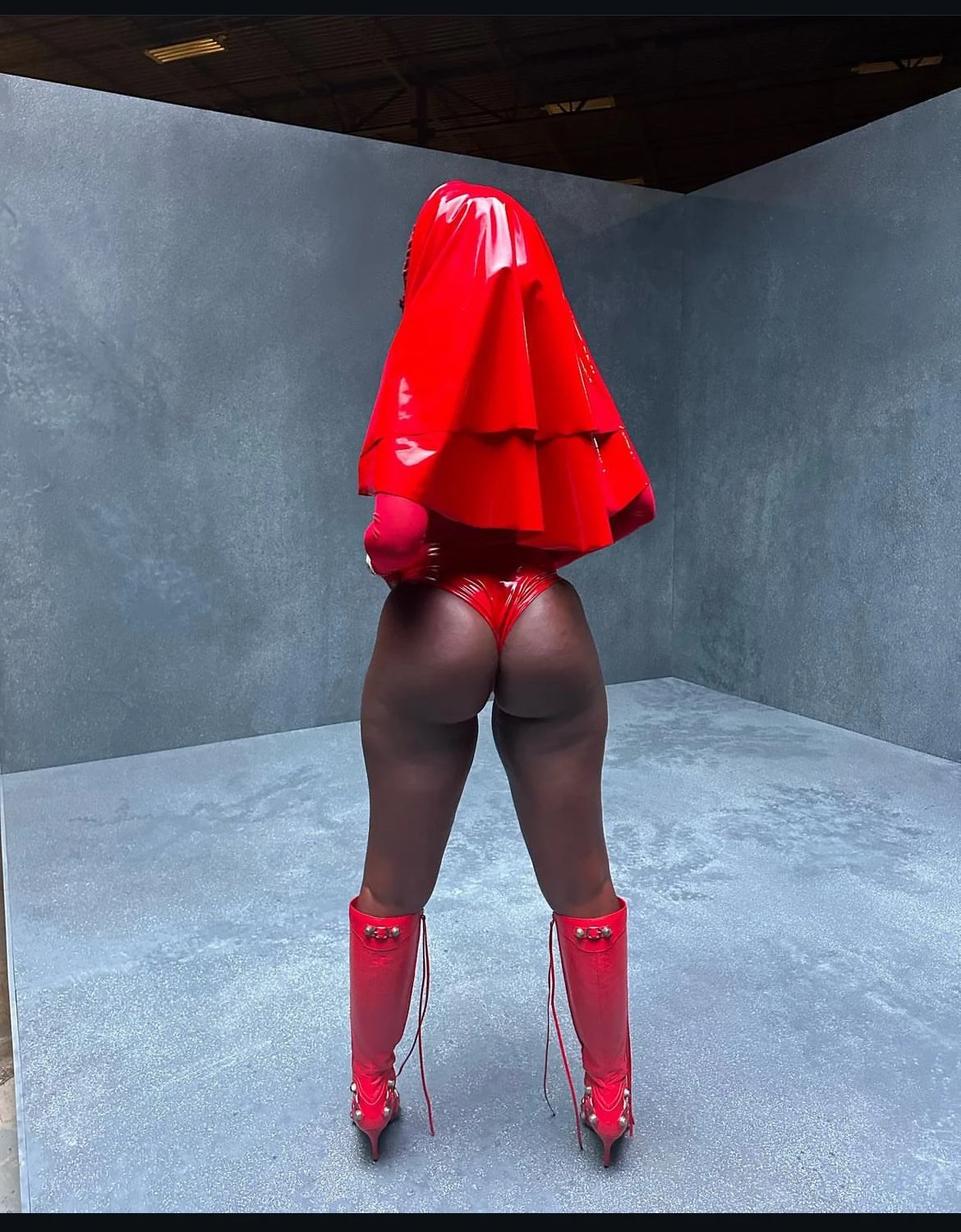 Olivia – Mozambican escort in Nicosia — 7 / 8