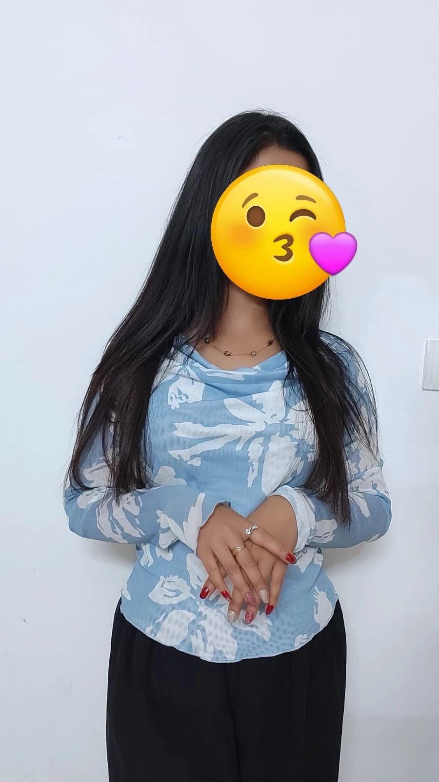 ISHA IM GENUINE INDIPENDENT – Indian escort in Hyderabad — 1 / 3