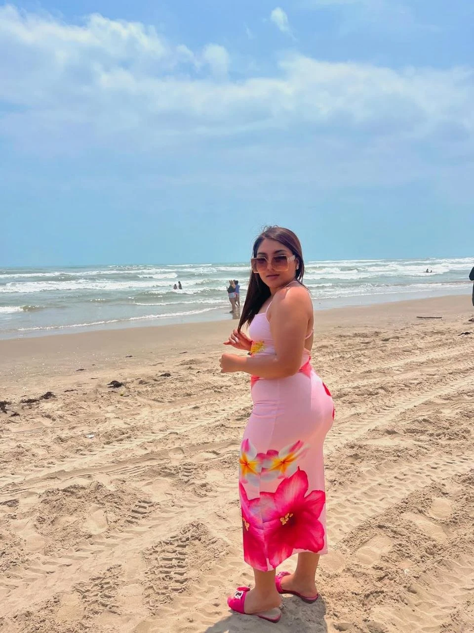 Anushka – escort in Candolim, Goa — 2 / 4