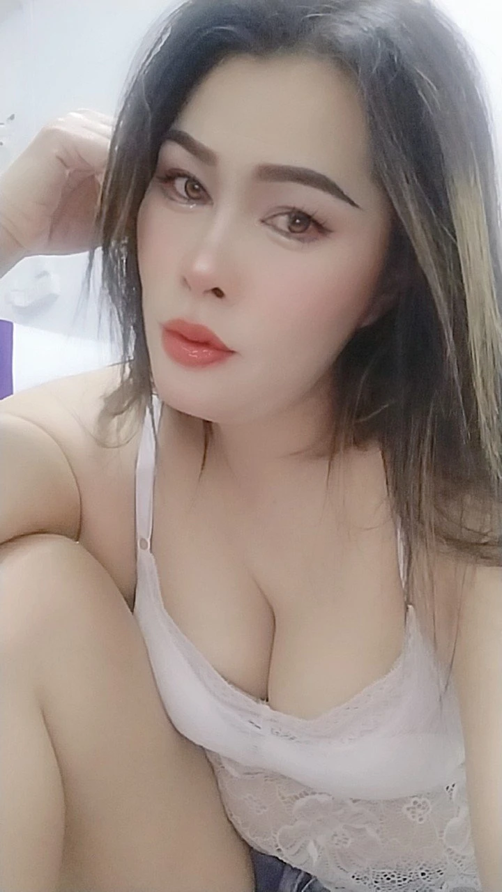 Lina – Thai escort in Chandigarh — 15 / 20
