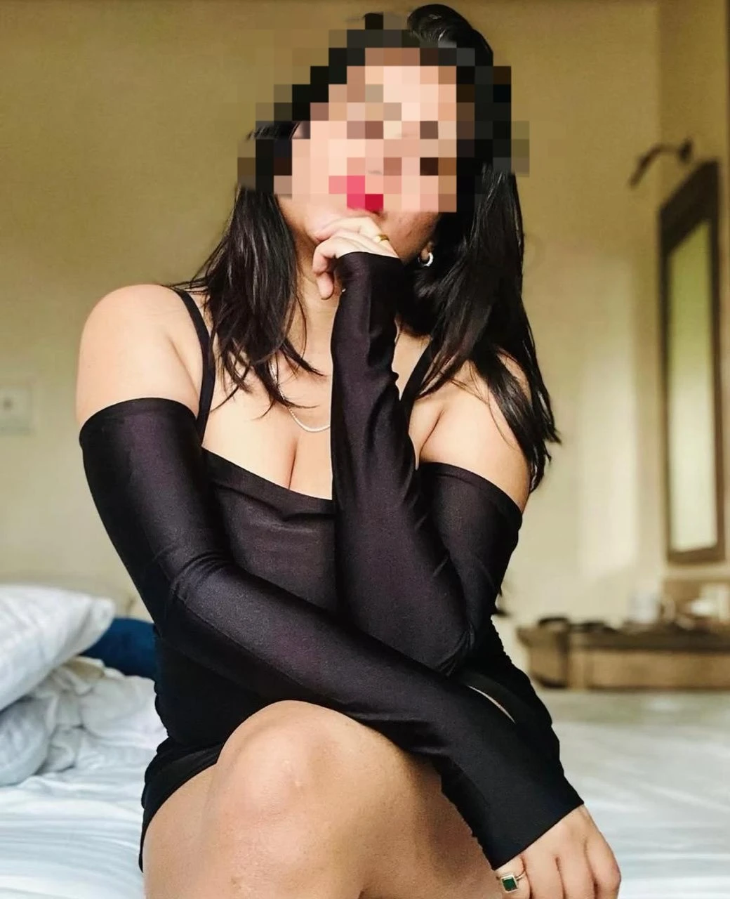 Web Cam or Real Meet – Indian escort in Bangalore — 5 / 6