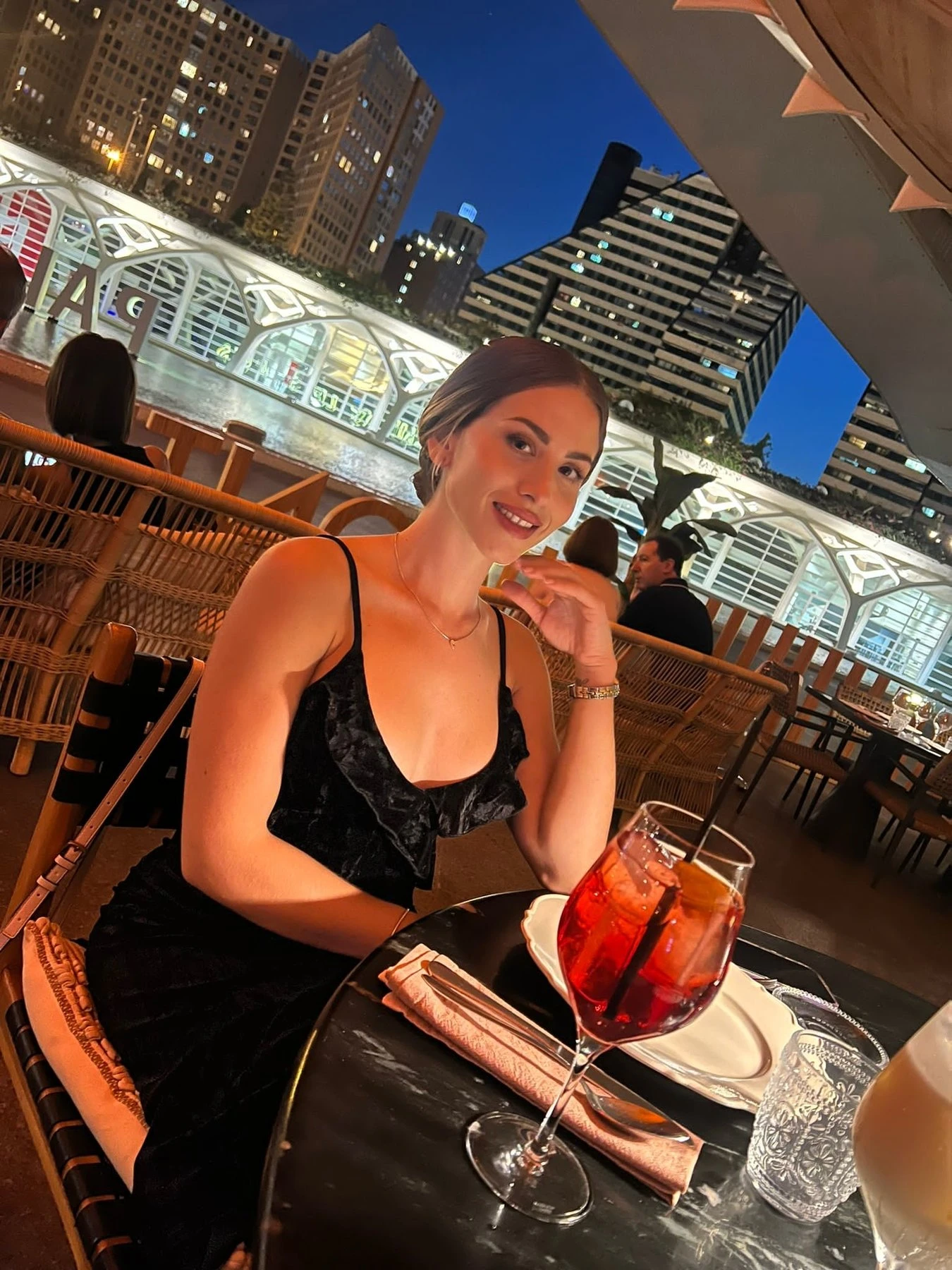Francesca – Spanish escort in Hong Kong, Escort, Hong Kong