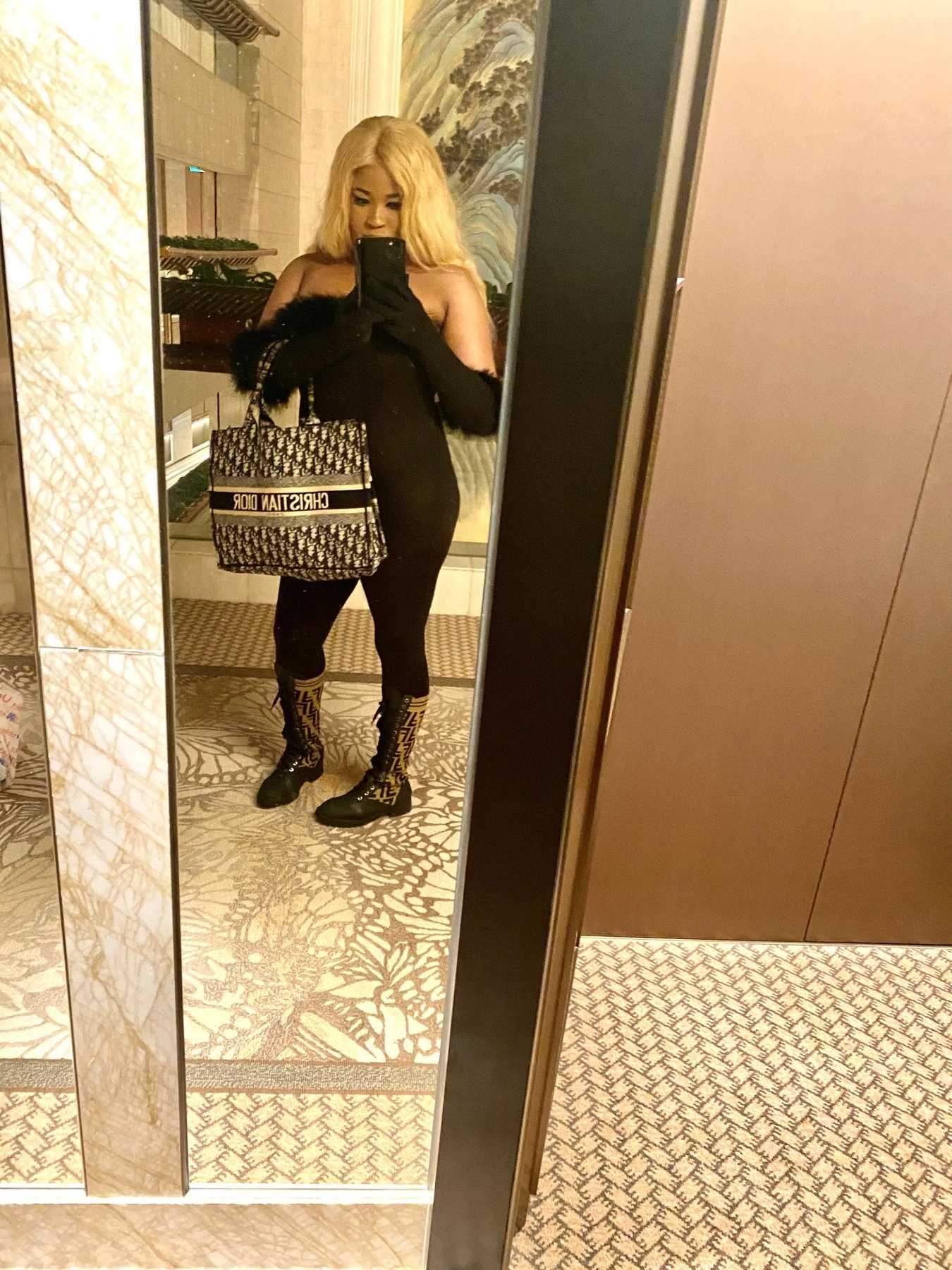 Sugababe – Ethiopian escort in Hong Kong — 6 / 15