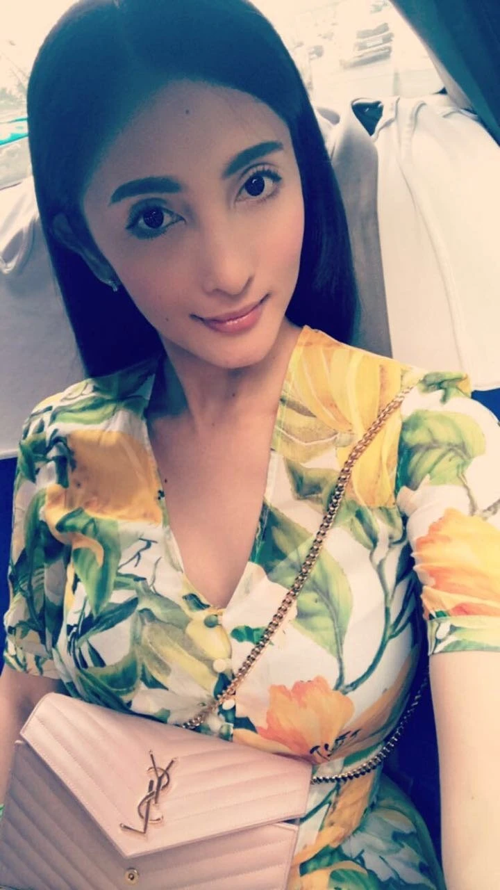 Inah Yahyah – American escort in Hong Kong — 7 / 19