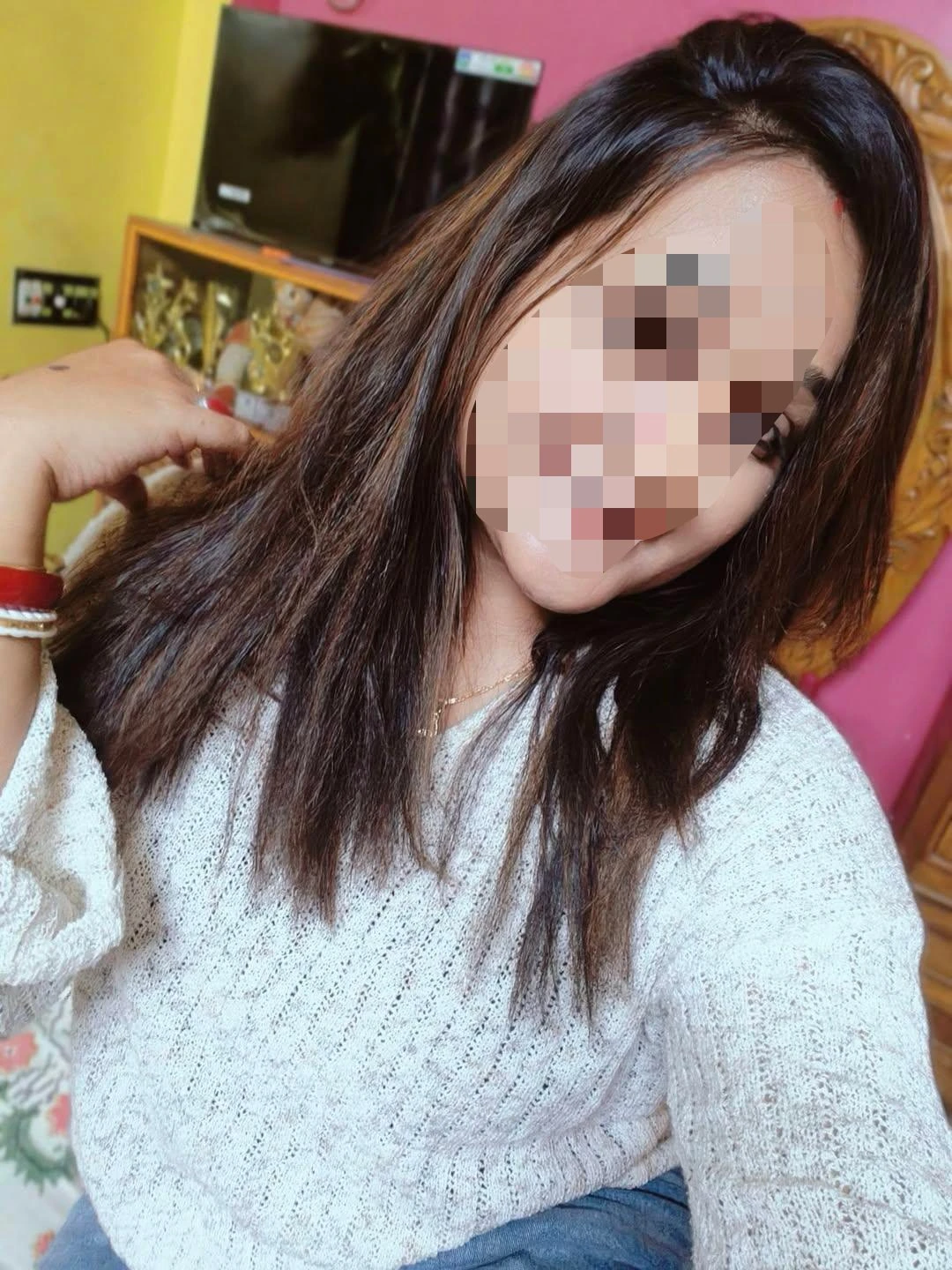 Royal Anaya – Calm & Private Company – Indian escort in Bangalore — 2 / 3