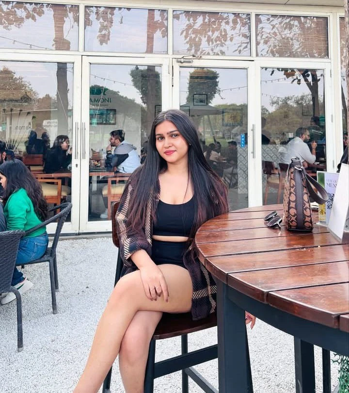 Chennai Queen – Indian escort in Chennai — 1 / 2