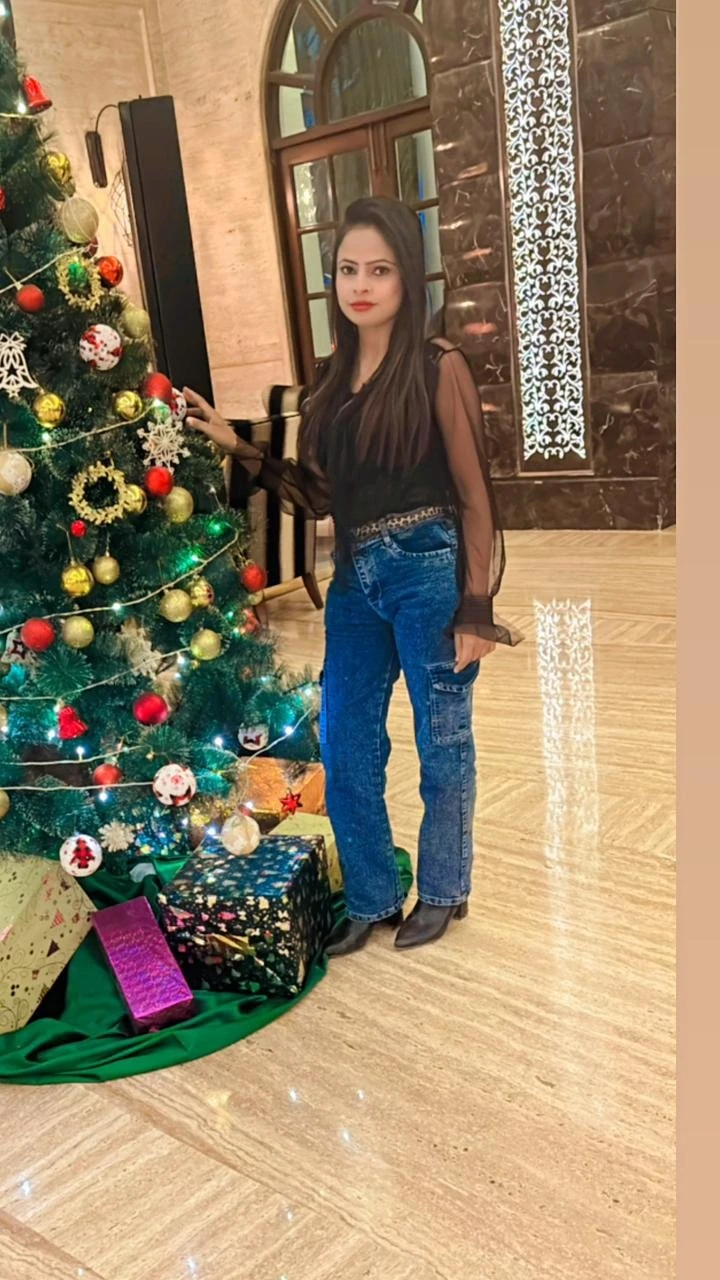 It's Alone Girl "Swati" Call Girls – Indian escort in Gurgaon — 17 / 29