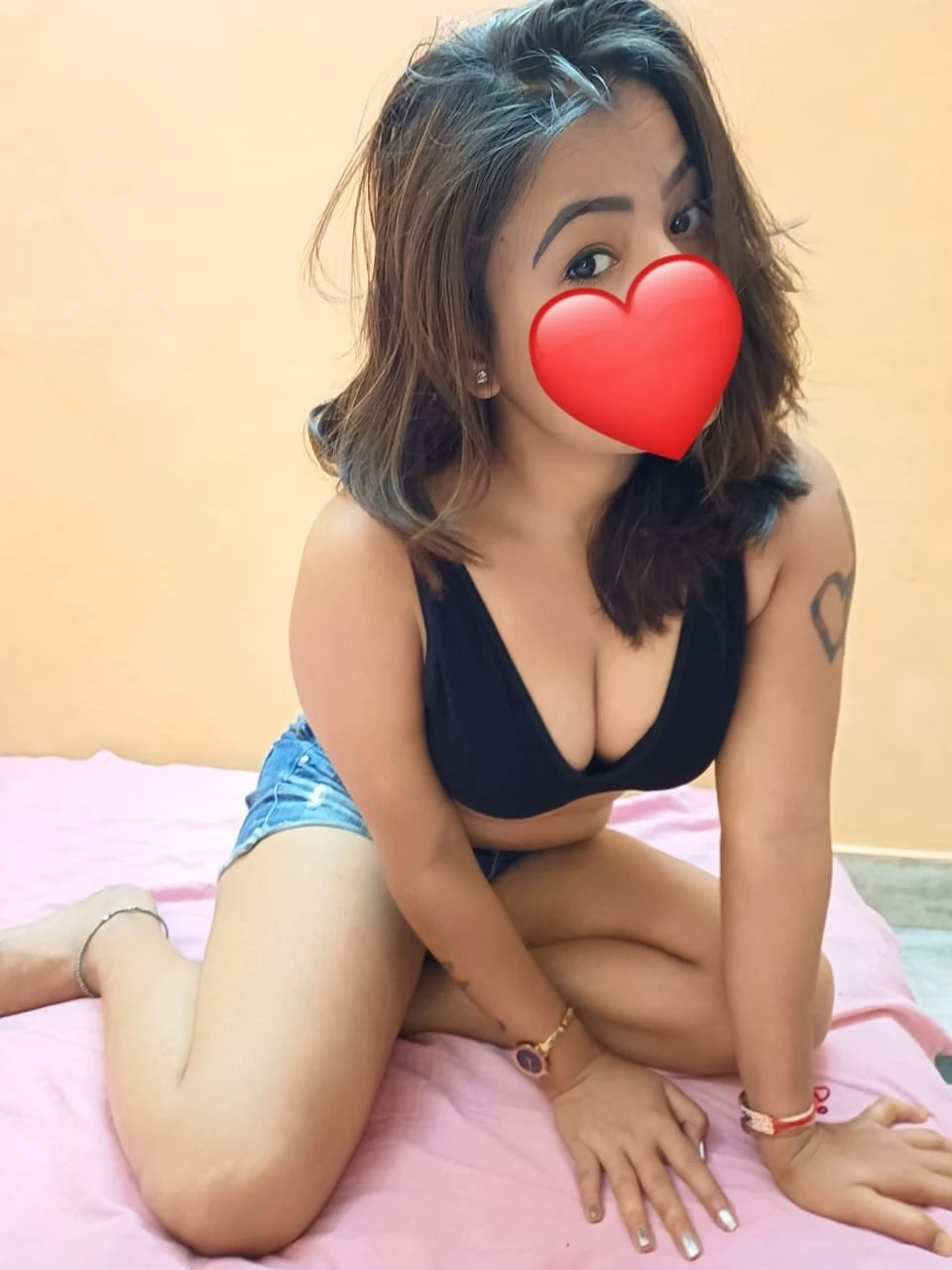 Soniya Cam show & Real Meet – Indian escort in Bangalore — 7 / 13