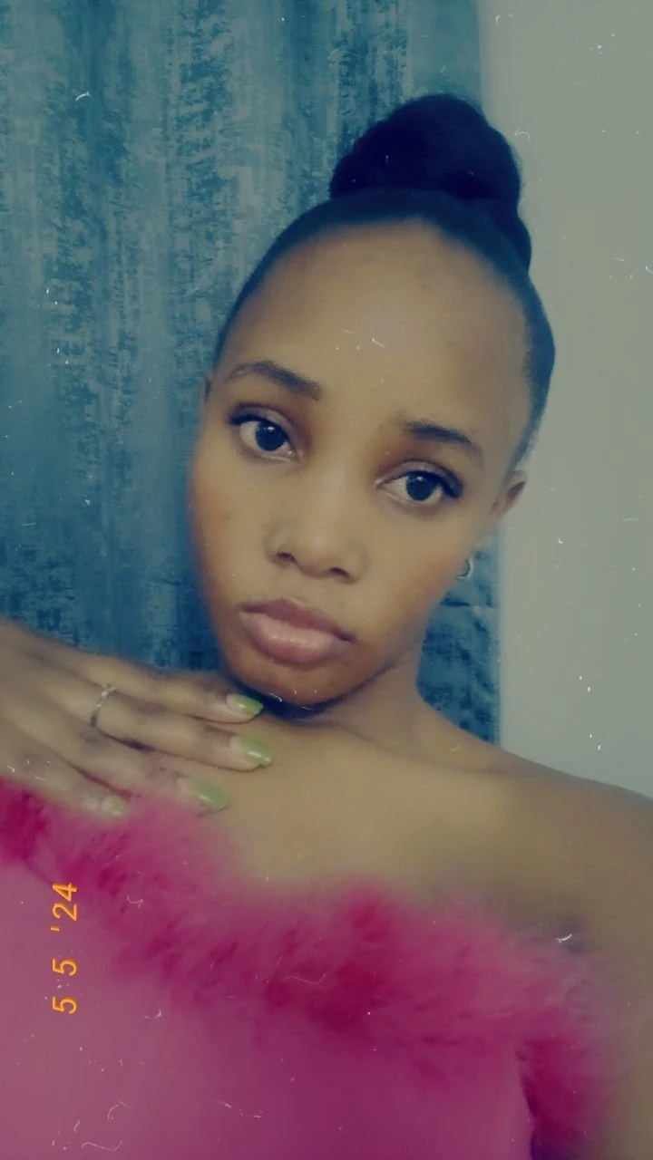Miracle Candy – Angolan escort in Bangalore — 2 / 6