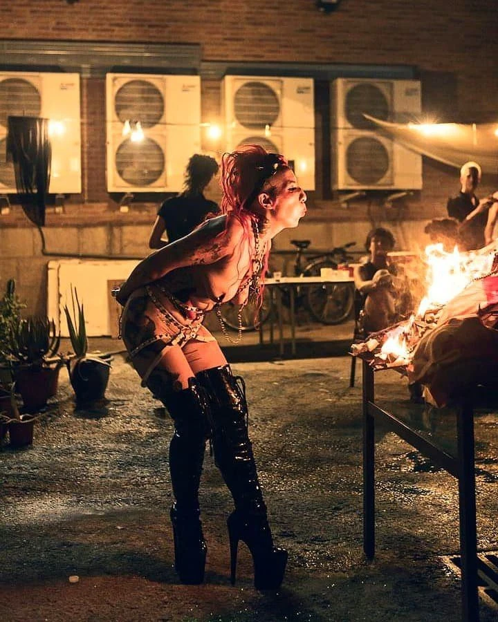 Get sucked into a PunkGoddes's Lust – Spanish adult performer in Antofagasta — 9 / 15