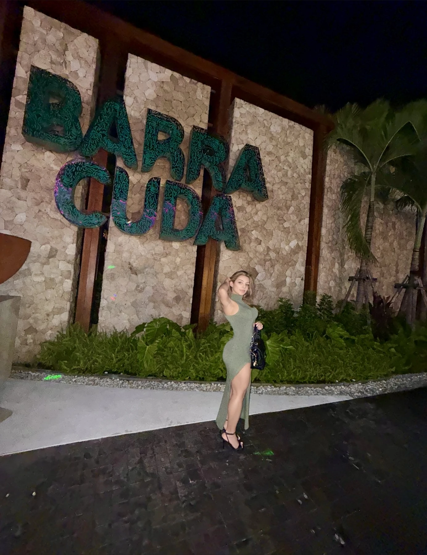 Romana Last days in Hong Kong – Brazilian escort in Hong Kong — 7 / 23