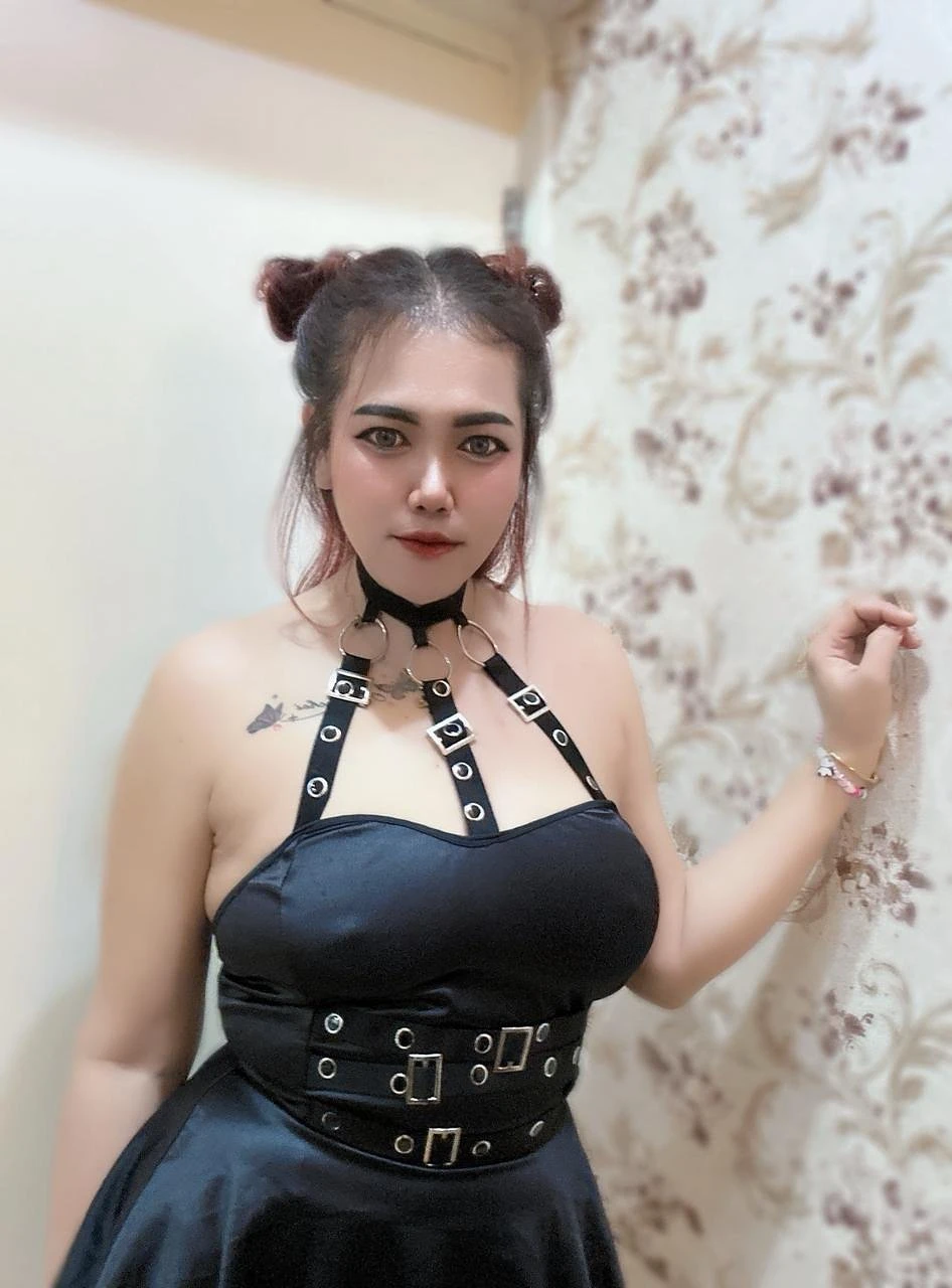 Julie – Thai escort in Gurgaon — 13 / 14