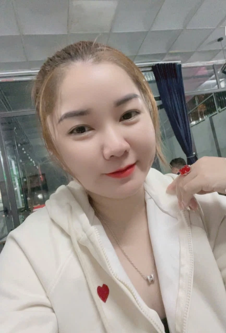 LanAnh Vip full service – Vietnamese masseuse in Ahmedabad — 2 / 10