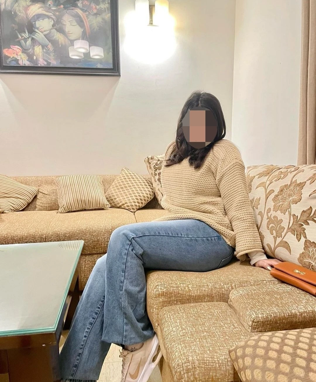Deepika – Indian escort in Bangalore — 3 / 4