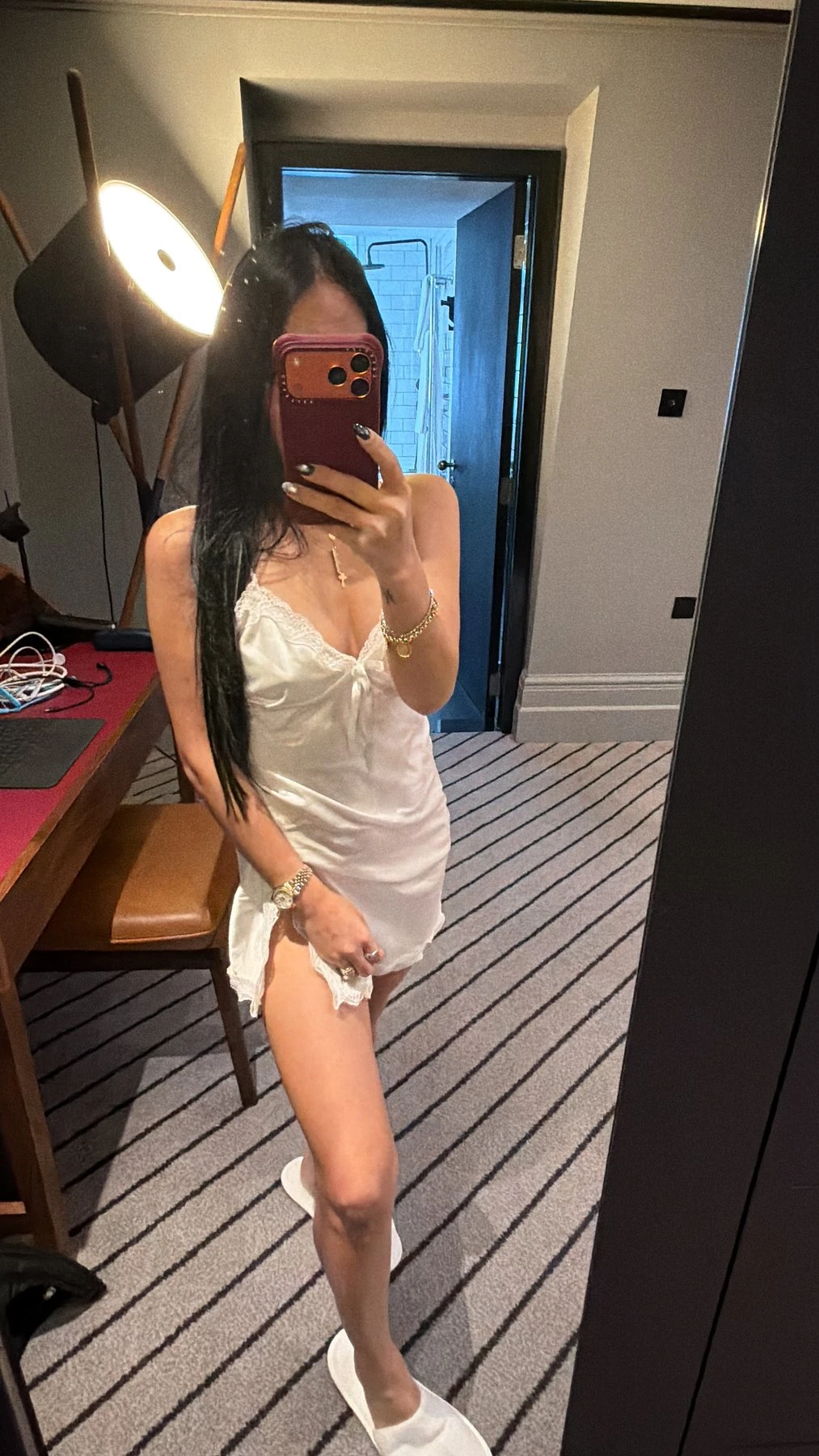 Cathanella in town – Cambodian escort in Hong Kong — 5 / 9