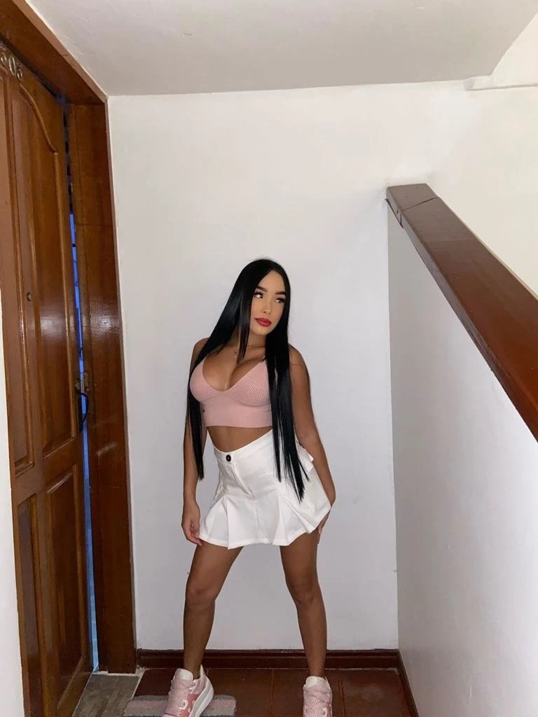 Kylie – Colombian escort in Barbados — 3 / 7