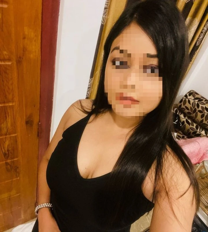 Manisha – Indian escort in Gurgaon — 2 / 4