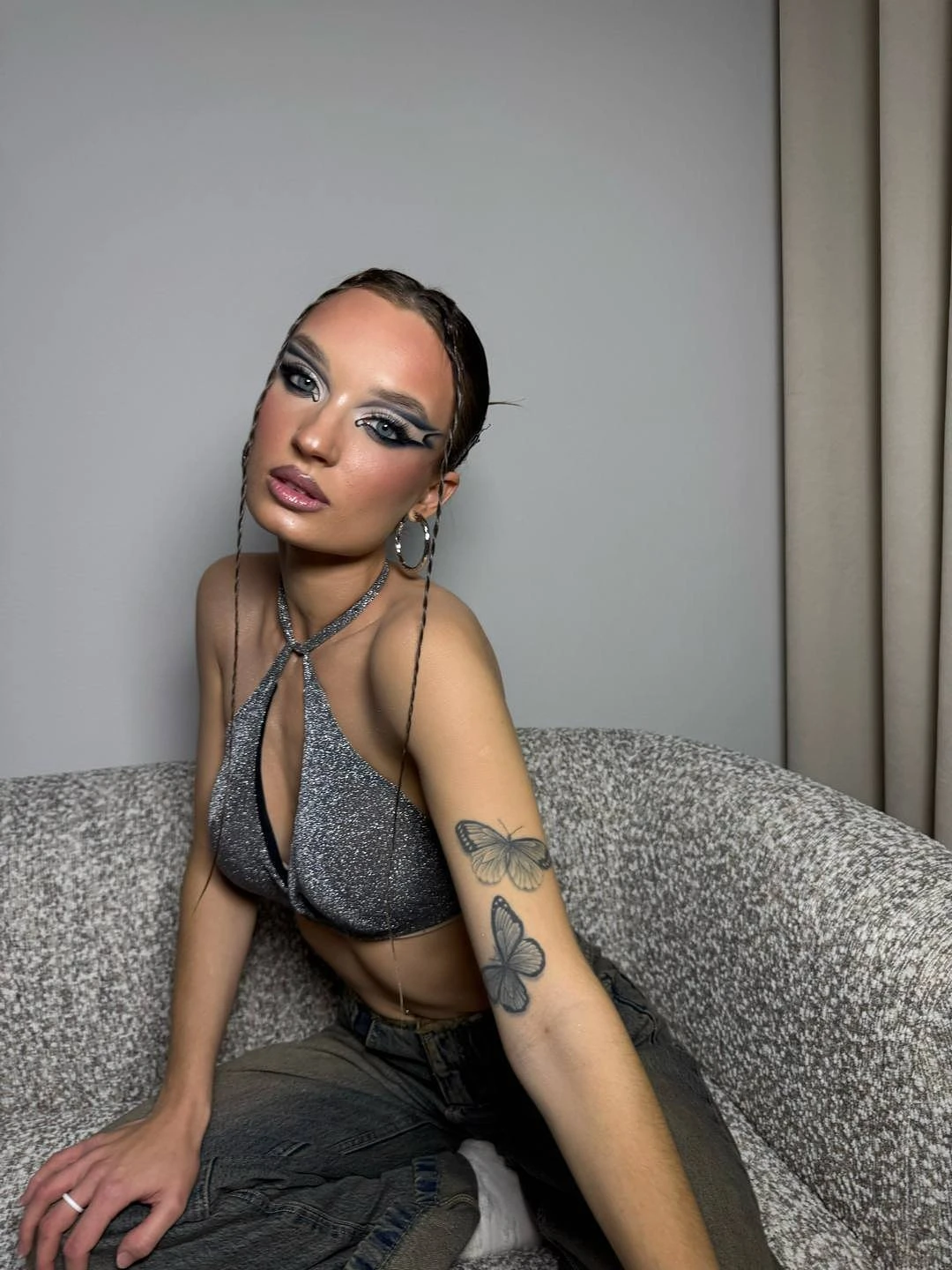 Daria Leather Lust – Belarusian escort in Hong Kong — 2 / 8