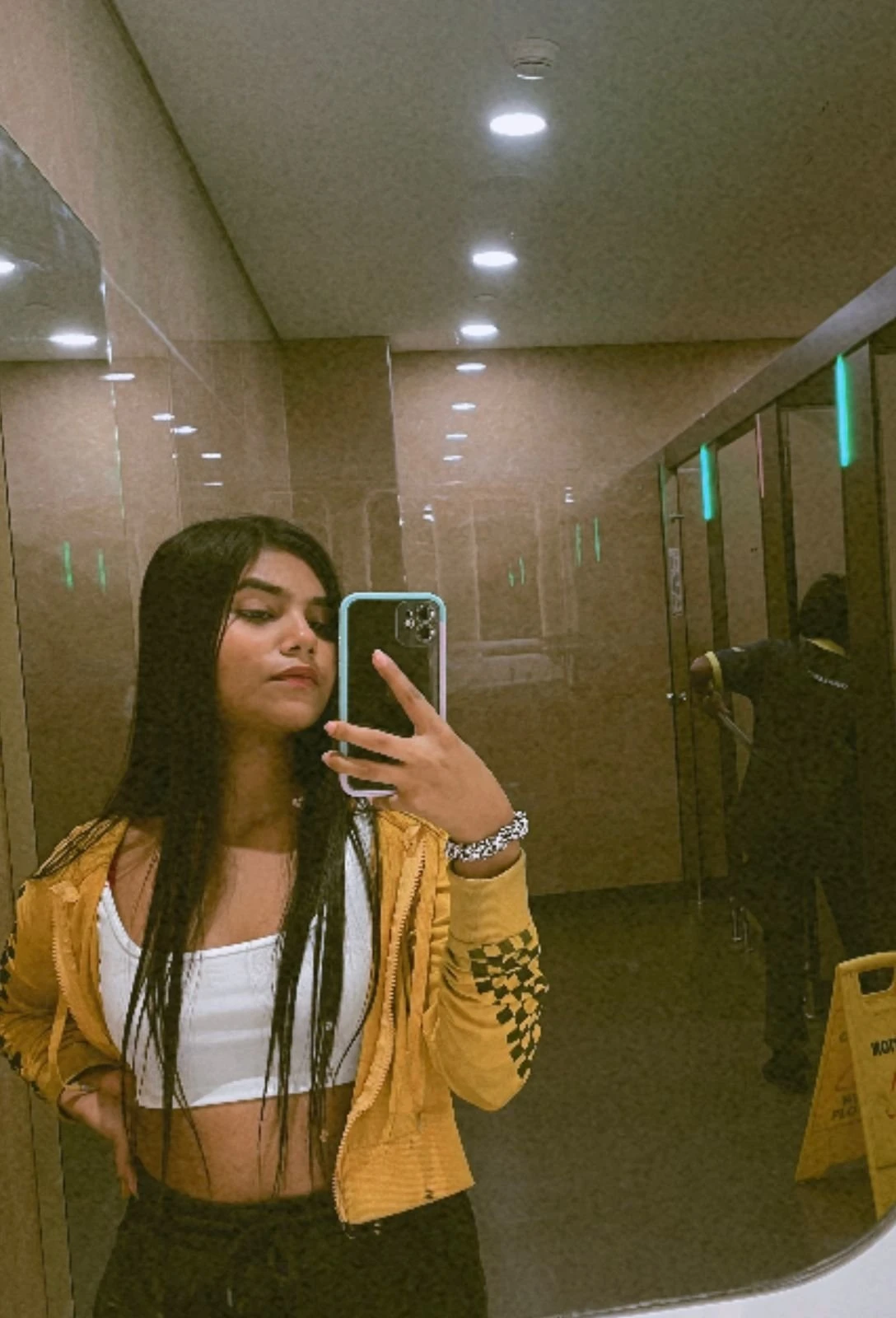 Chitra for Real Meet and Cam Show – Indian escort in Chennai, Escort, Chennai