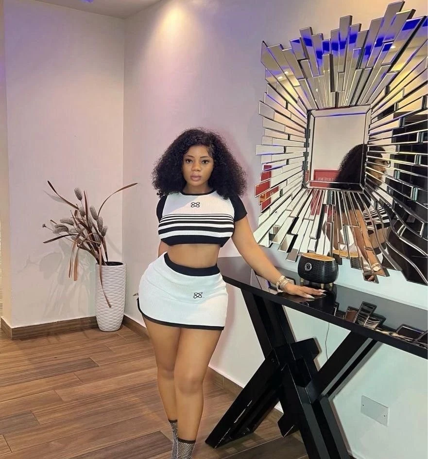 Gifted – Ghanaian escort in Cotonou — 5 / 6