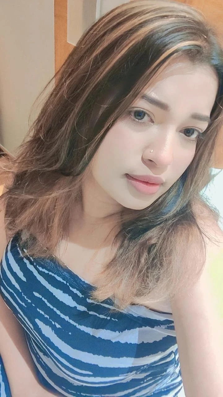 Tamil North South Russian Thai Best – Indian escort in Chennai — 2 / 5