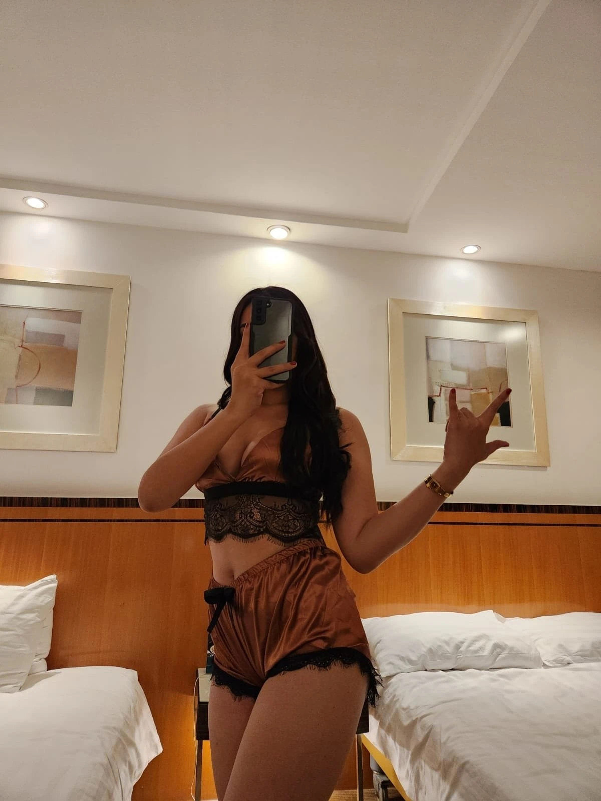 Riri available now! – escort in Hong Kong — 2 / 8