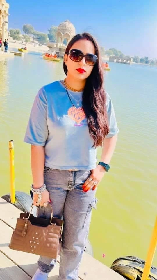 Sapna – Indian escort in Bangalore — 2 / 3