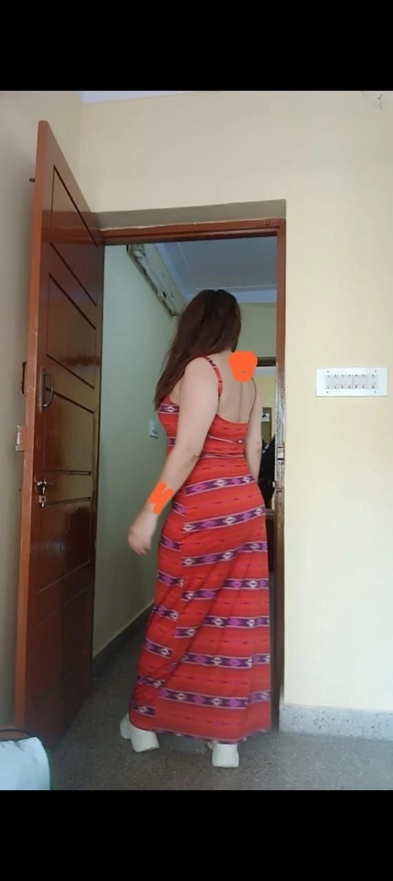 Manisha Video Call and Real meet – Indian escort in Bangalore — 5 / 7