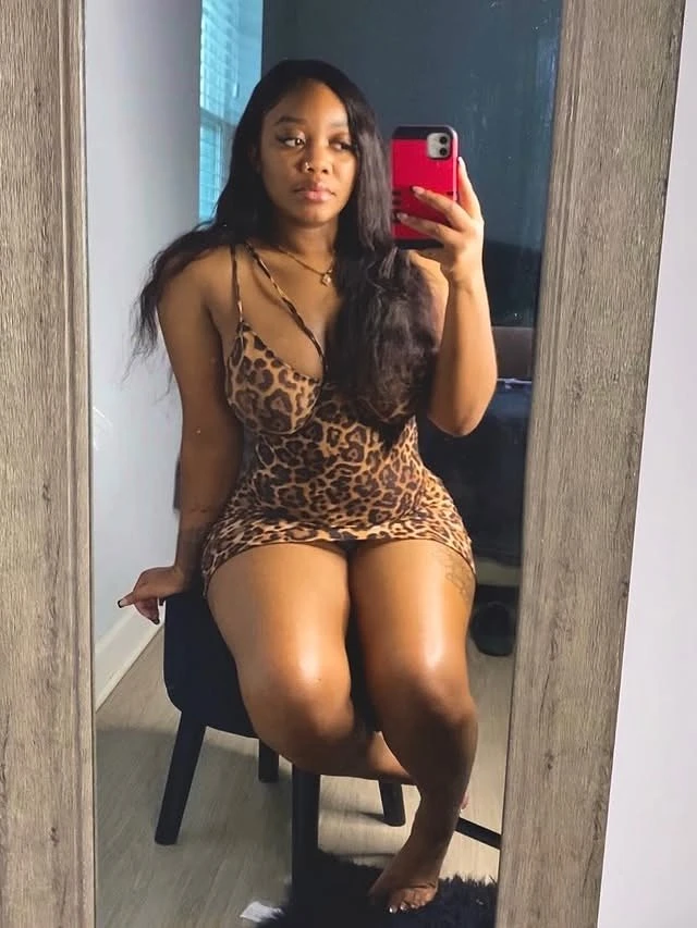 Brinah – escort in Ahmedabad — 7 / 8