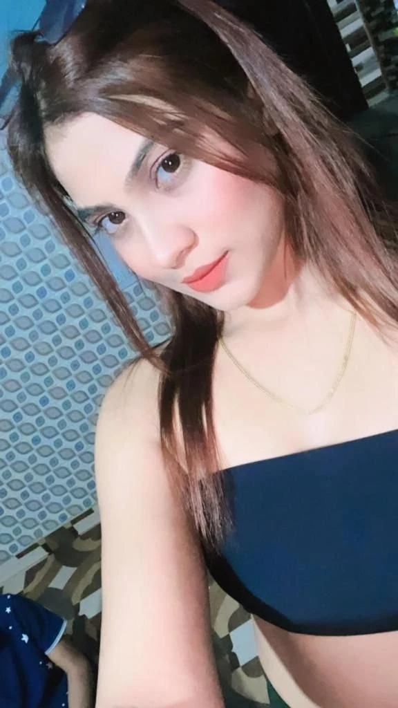 HIGH Profile Service CASH On Delivery – Indian escort in Bangalore — 2 / 5