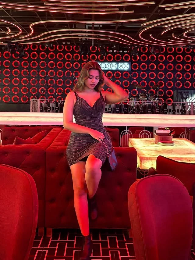 Pallavi – Indian escort in Bangalore — 3 / 6