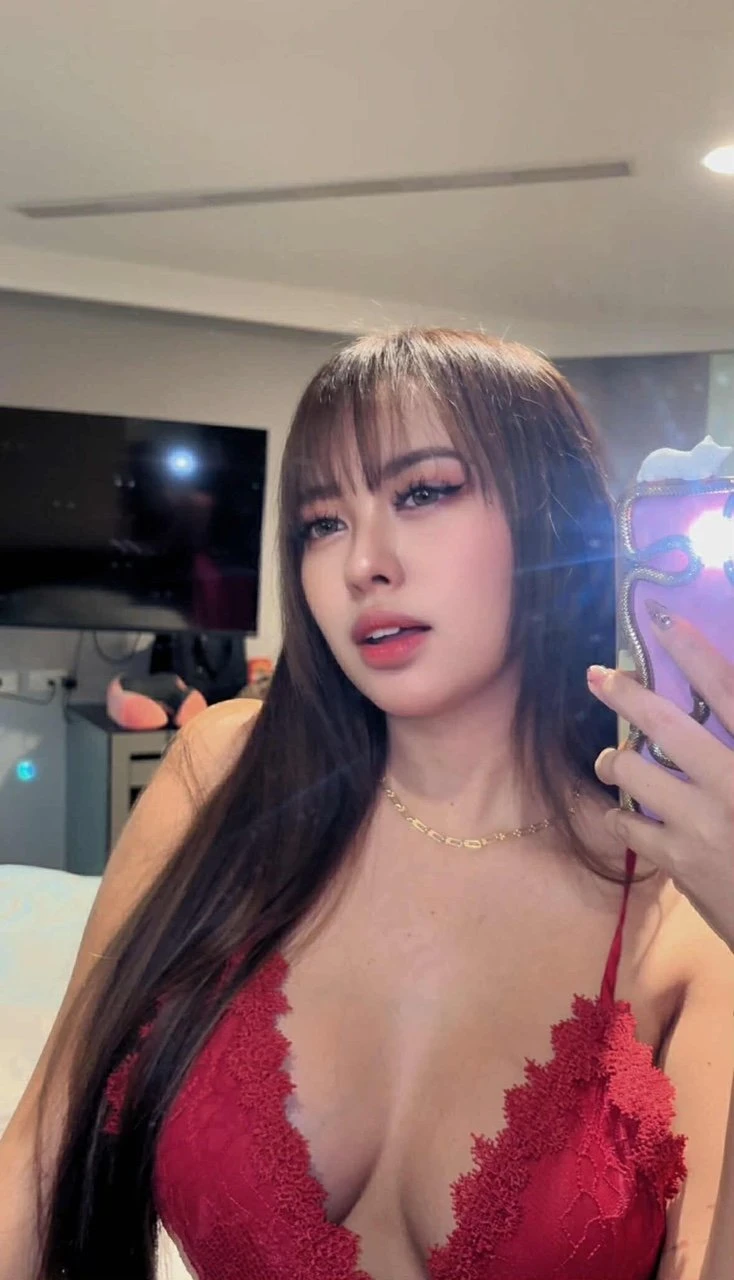Petite Sexy IDOL JUST ARRIVED – Filipino escort in Hong Kong — 12 / 30