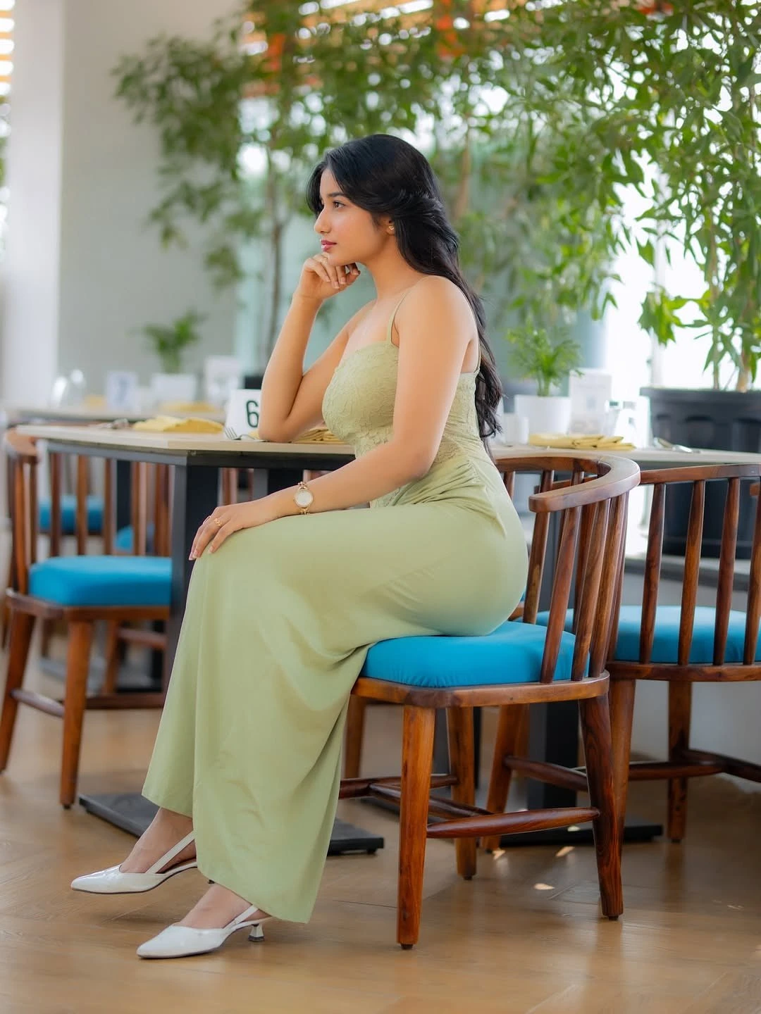 Kritika – Indian escort in Bangalore — 6 / 7