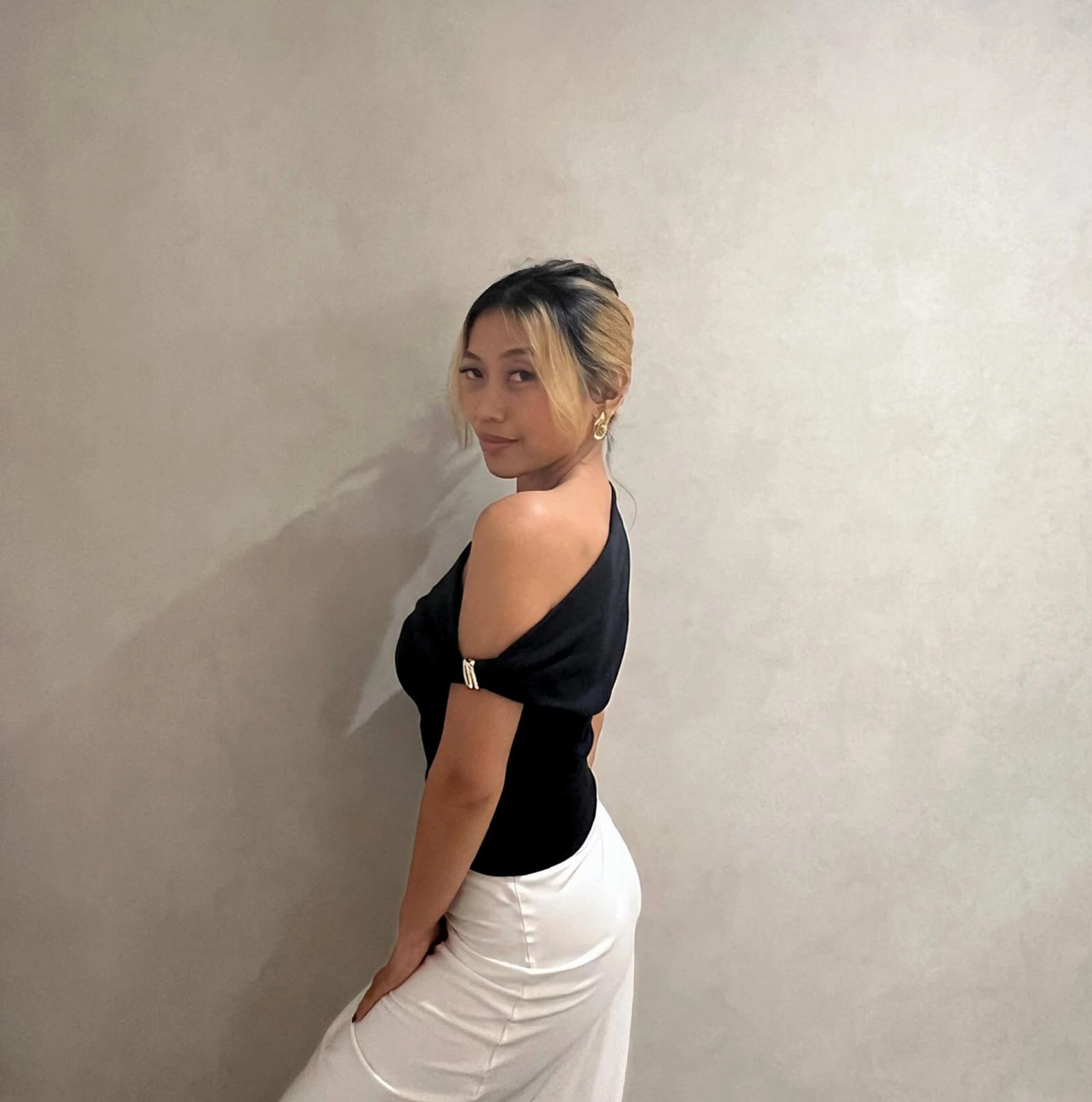 Melly – Indonesian escort in Hong Kong — 5 / 9