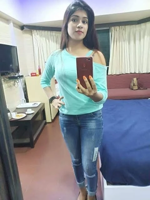 CASH PAYMENT VIP CALL GIRLS – Indian escort in Ahmedabad — 7 / 8