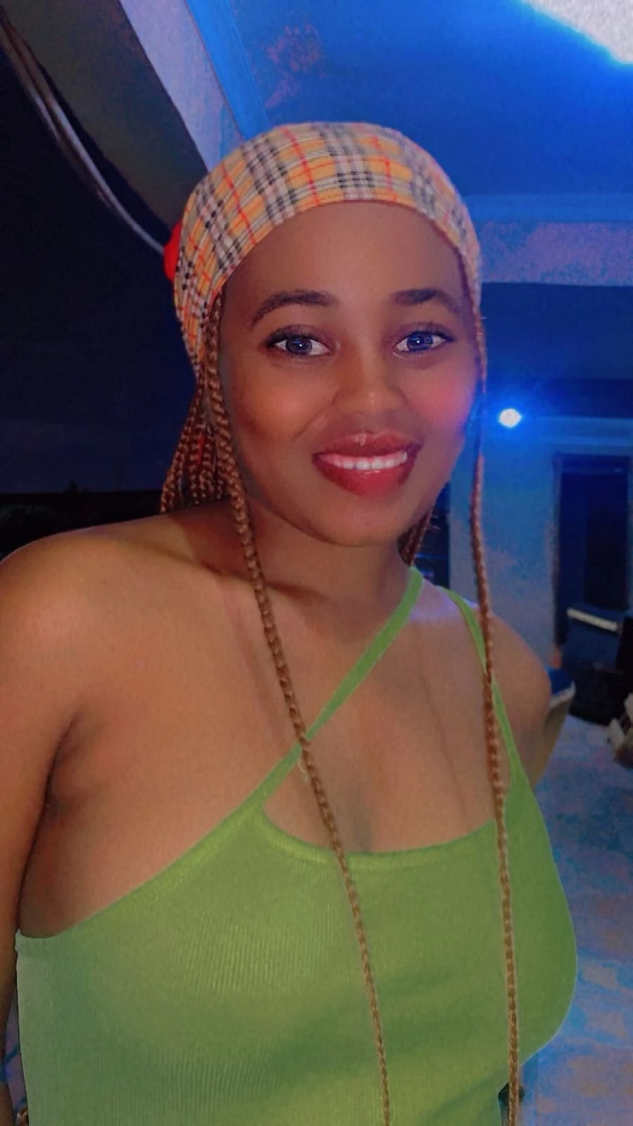 NANA NEW ARRIVAL FROM RWANDA – Rwandan escort in Ahmedabad — 1 / 5