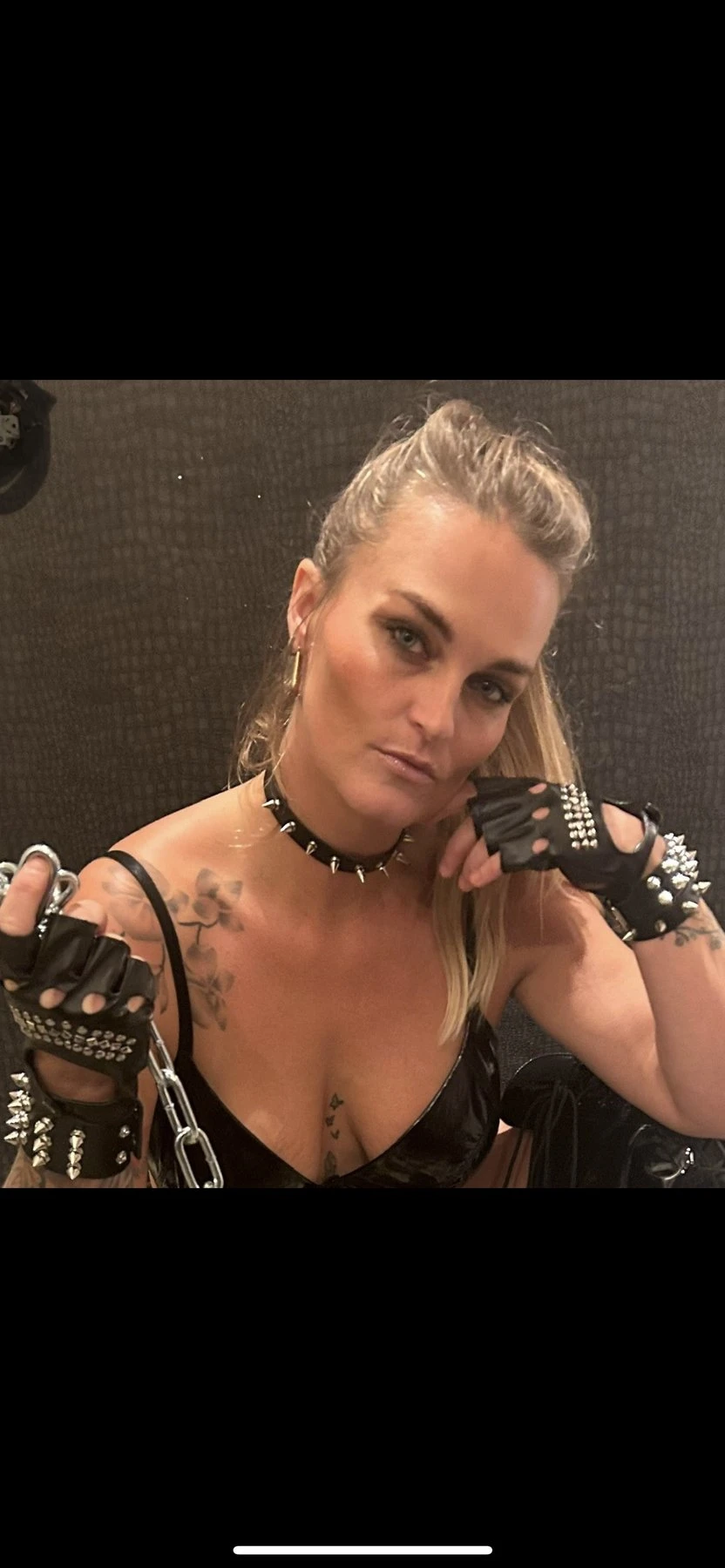Miss Vicky – Belgian escort in San José — 11 / 12