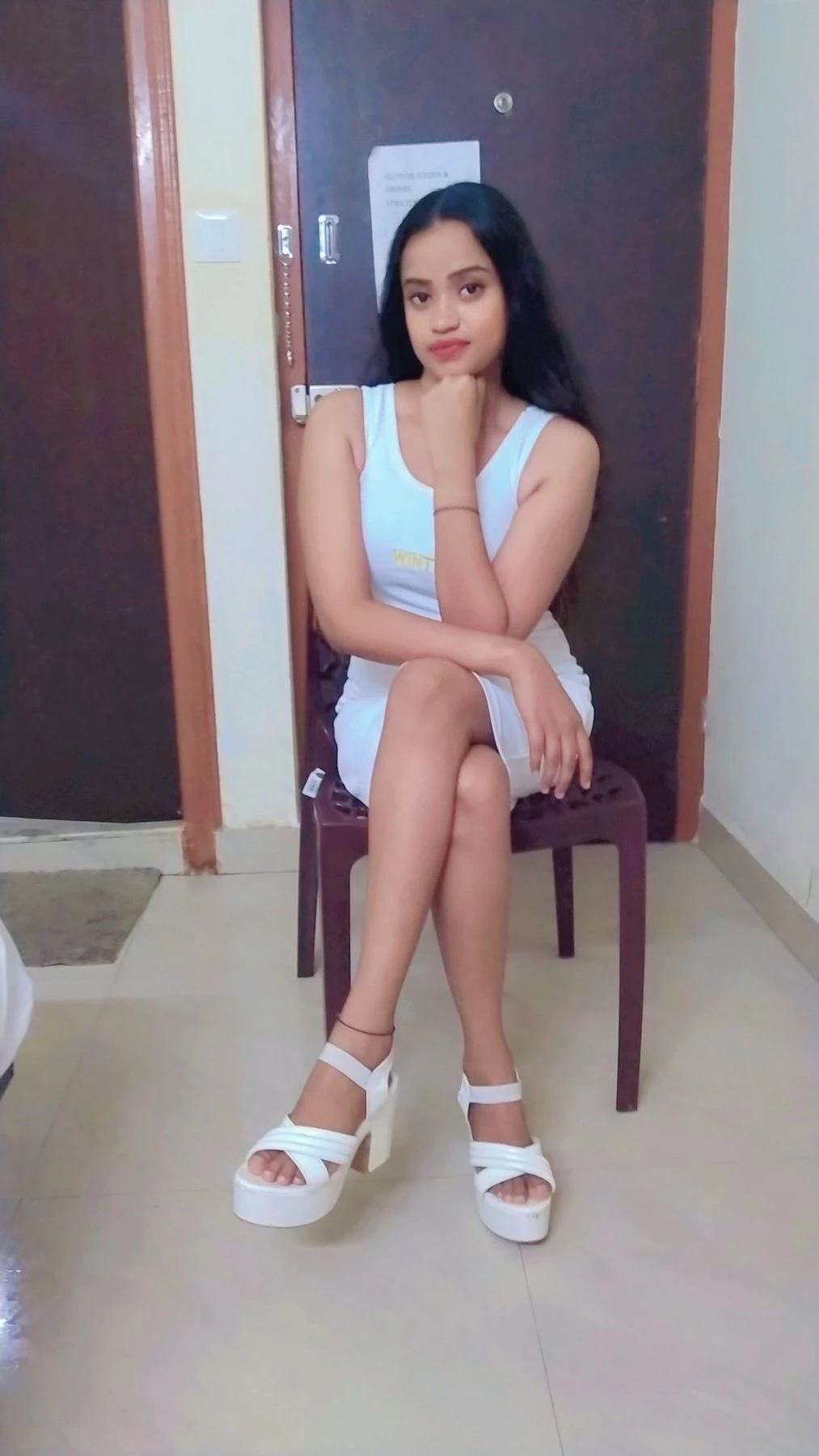 BENGALI GIRL SAHANA – Indian escort in Bangalore — 2 / 5