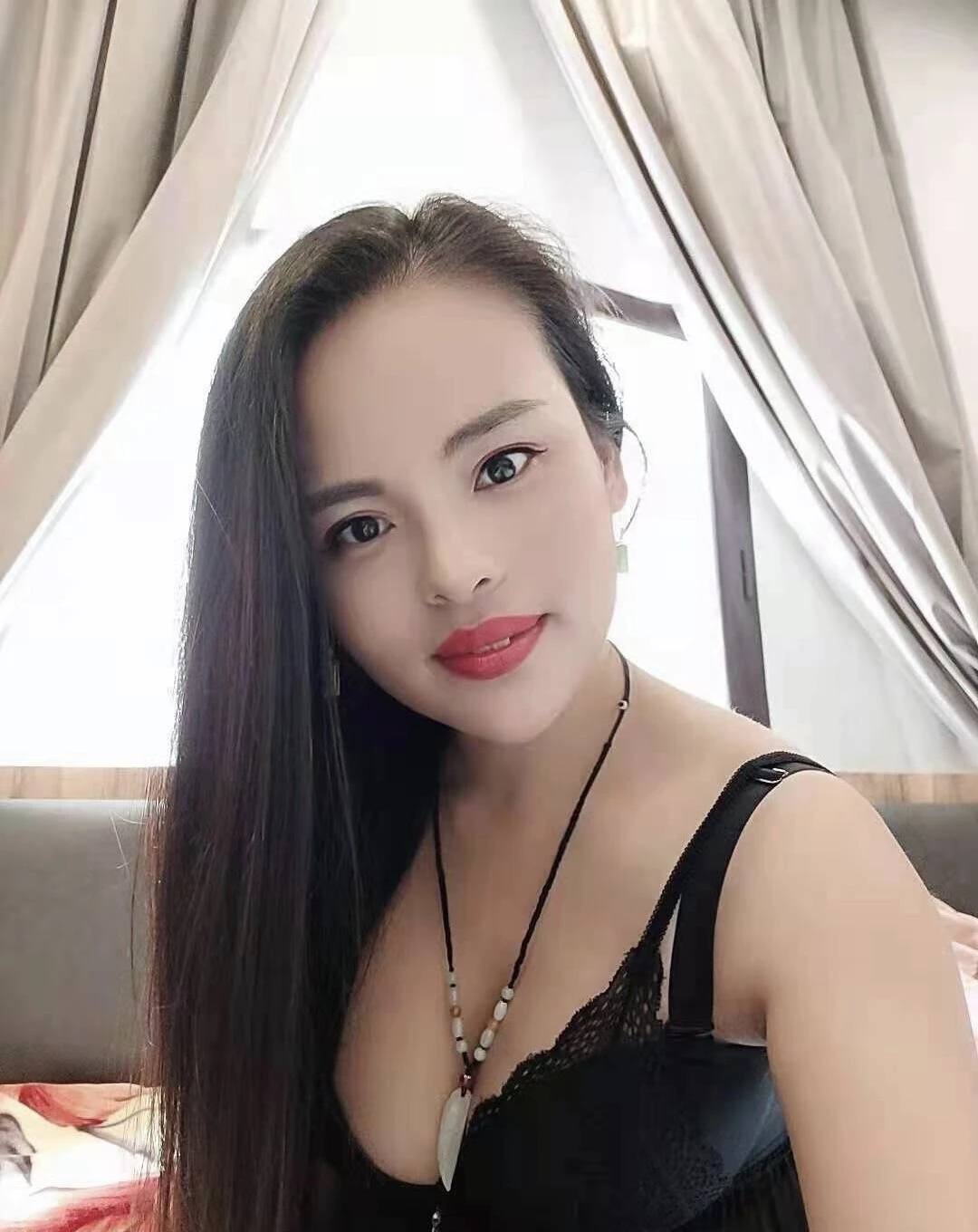 Mina T – Singaporean escort in Tirana — 3 / 7