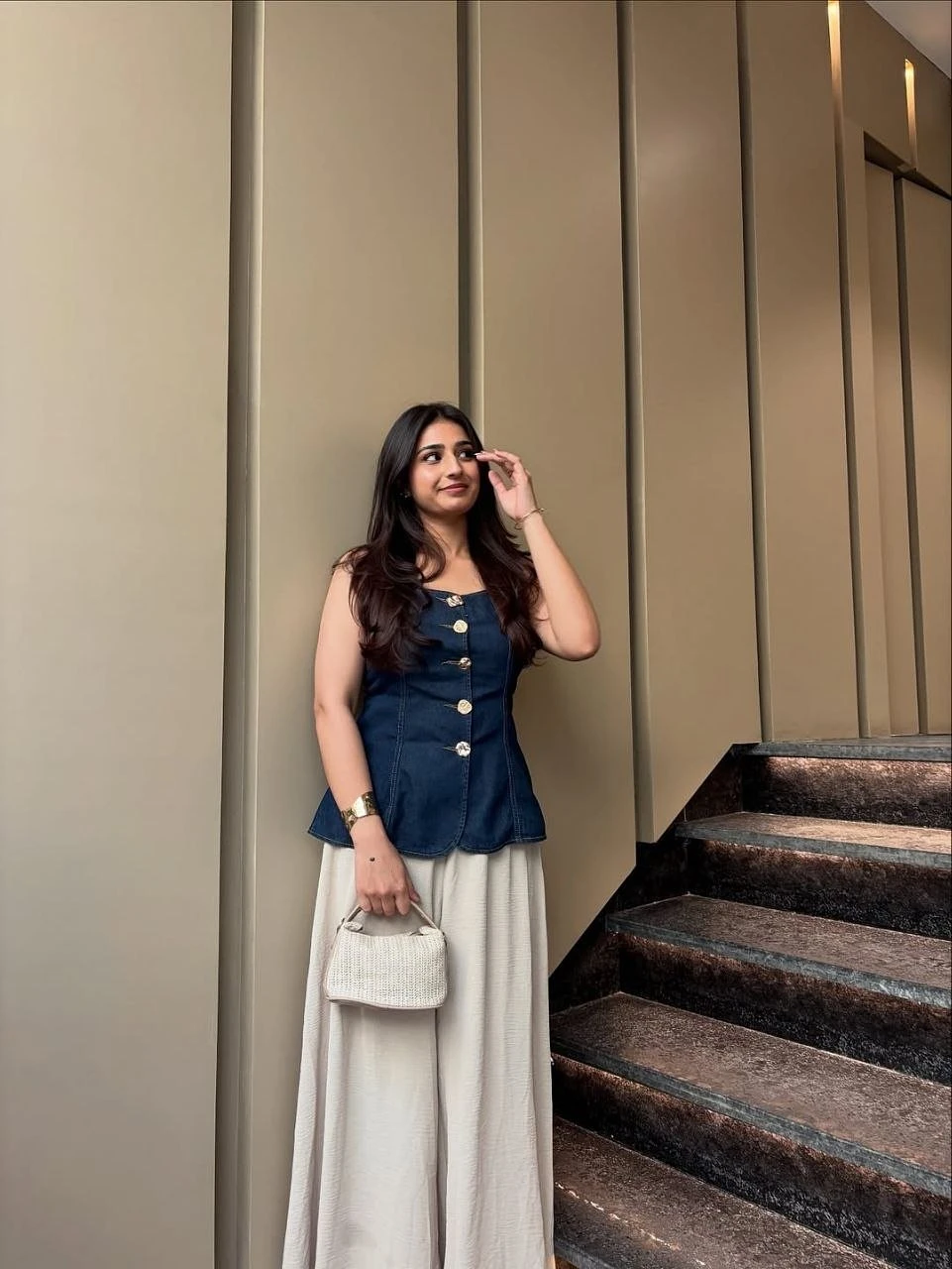 Kayra – Indian escort in Alajuela — 4 / 5